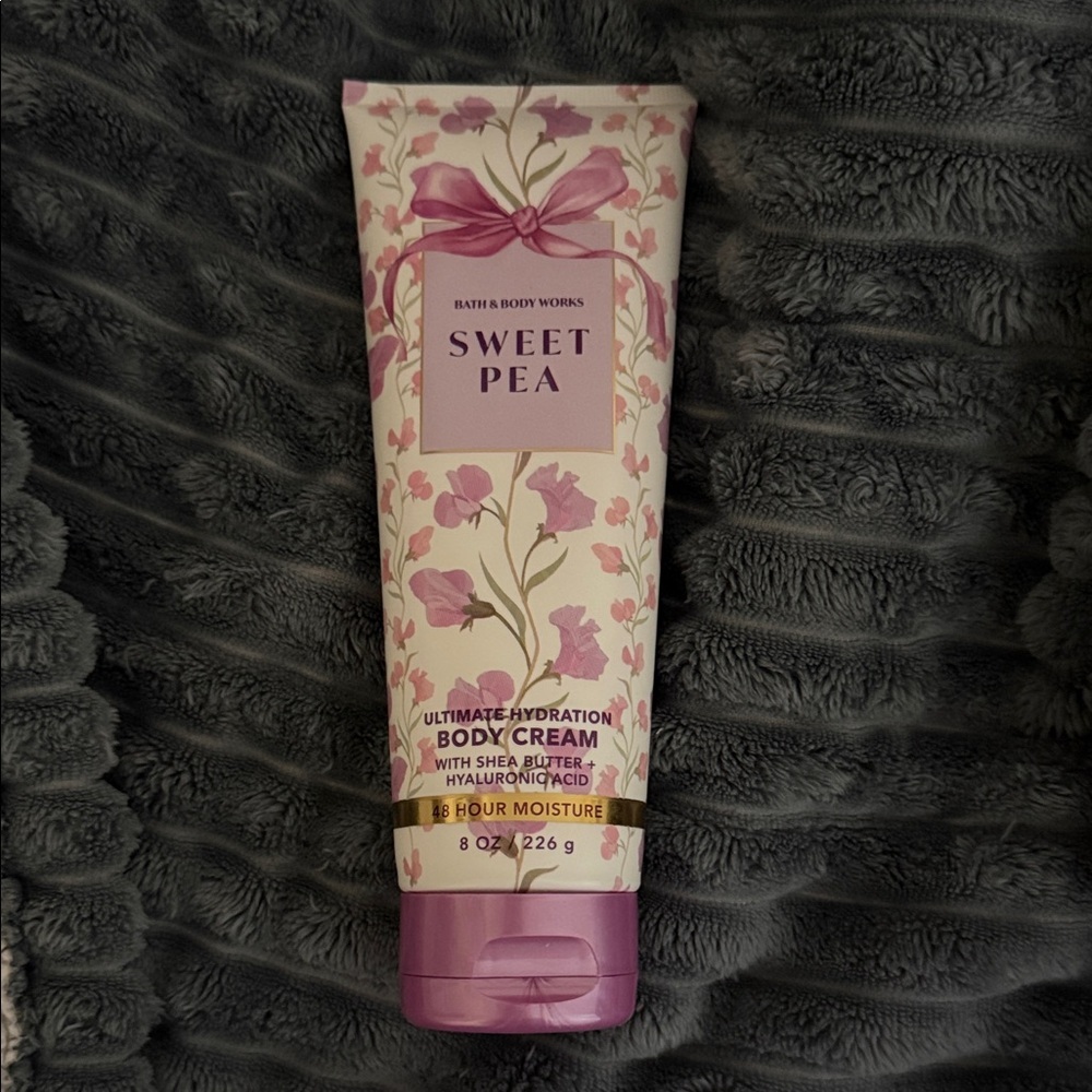 Bath & Body Works Sweet Pea Body Cream
